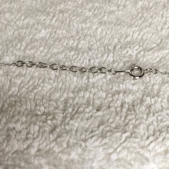 TASAKI Open Four Leaf Clover Necklace with Akoya Pearl in Sterling Silver (16") - Picture 5 of 5